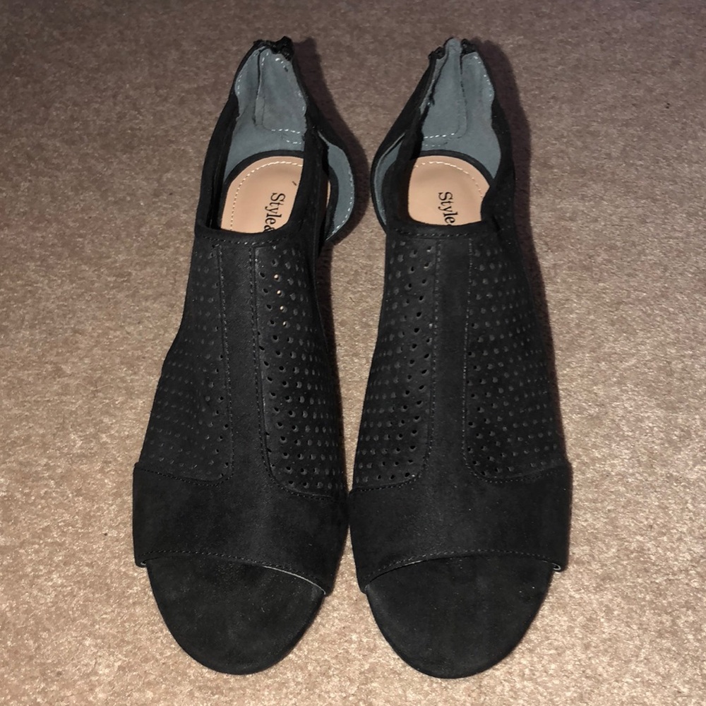 Black peep toe heels
